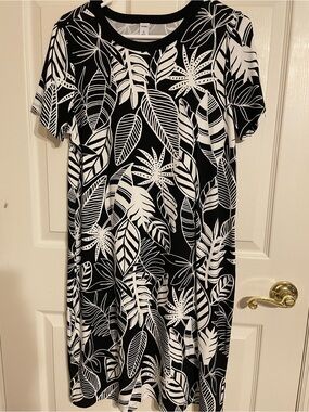 Crewneck Tee Dress, Size Large, New with tag
